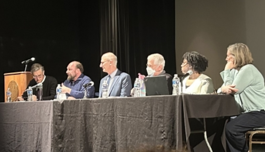 From left to right: Dr. Matt Mulcahy, Dr. Matt Beverlin, Dr. Kevin Hula, Dr. Douglas Harris, Dr. Miya
Carey-Agyemang, and Dr. Janine Holc.